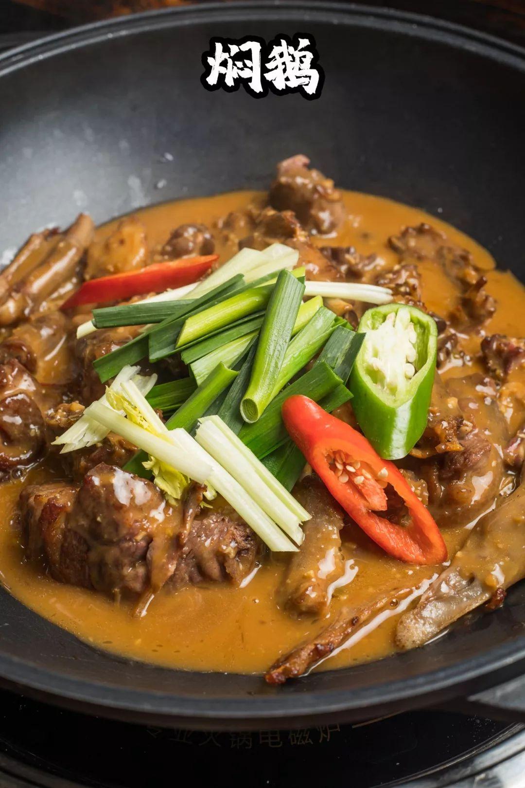 宝安人的顺德饭堂，生蚝用木桶蒸，还加黑松露