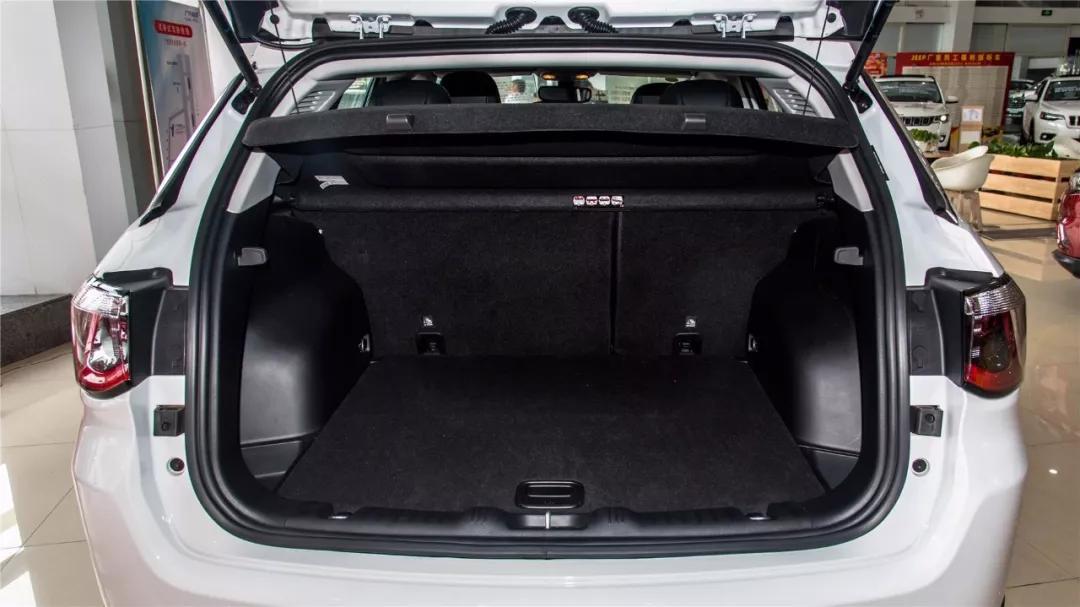 21款广汽菲克jeep指南者试驾,广汽菲克jeep17款指南者