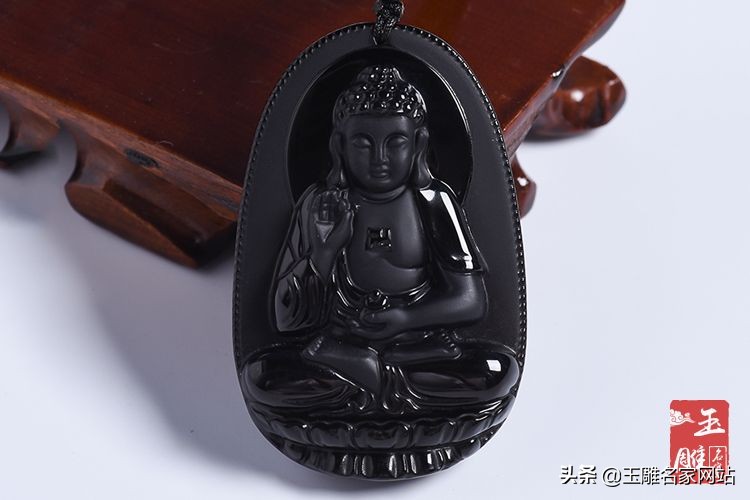 黑曜石戴脖子上好不好,怎么知道戴的黑曜石合不合适