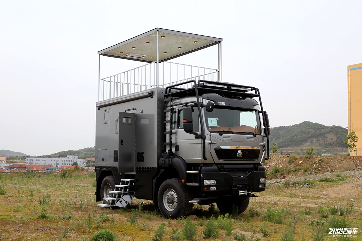 重汽越野房车最新4驱版,顶级进口man四驱越野房车