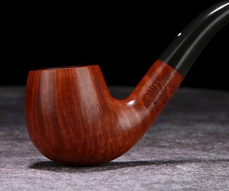 登喜路dr1星烟斗,登喜路烟斗的戳记