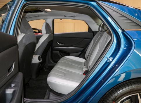 试驾第七代伊兰特,第七代伊兰特和14代轩逸试驾