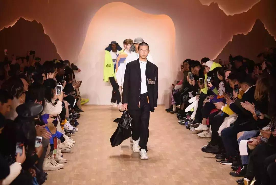 重回“纽约时装周中国日”,PEACEBIRD的表现如何?