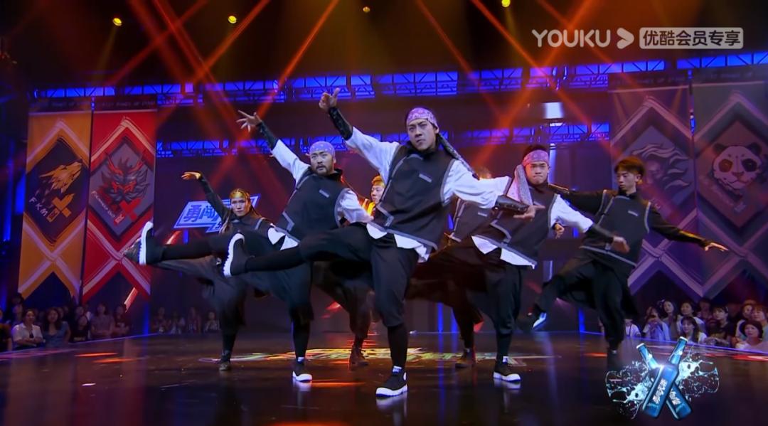 这就是街舞为爱而战完整版,这就是街舞为爱而战王一博磕糖