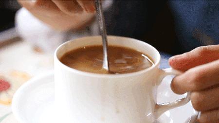 宝宝牙齿黄黄的刷不干净怎么办,宝宝不爱刷牙牙齿黑了怎么办