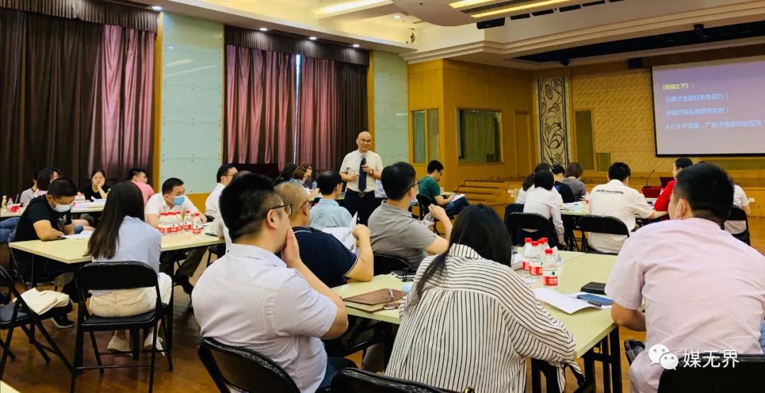 户外广告为何备受大品牌青睐,户外广告备受青睐其魅力体现何在