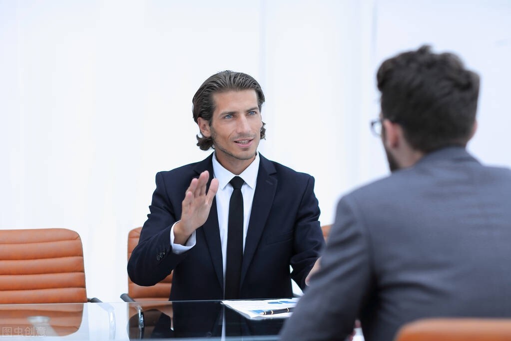 新上任领导如何开展工作，高明领导收心掌权的五个步骤