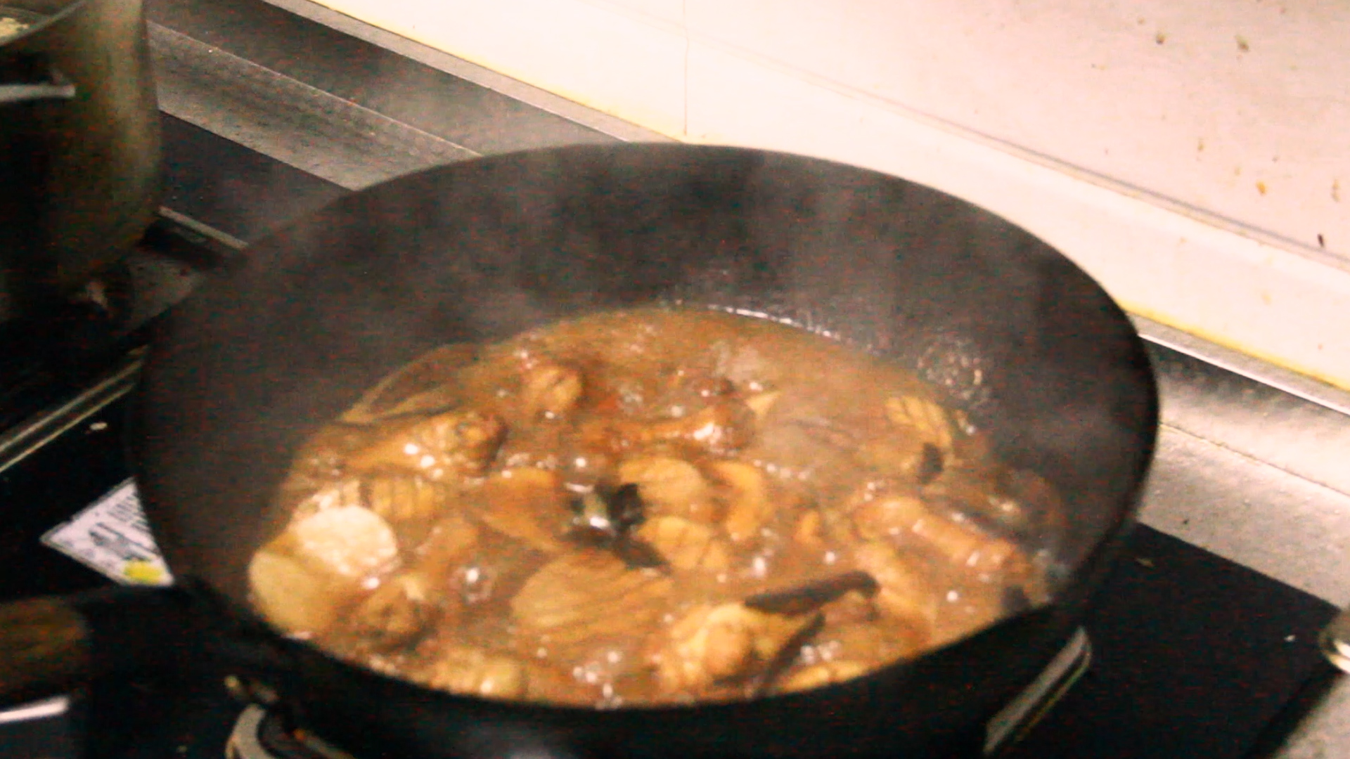 鸡翅根为什么做出来很腥,红烧鸡翅根做法味道超棒一看就会