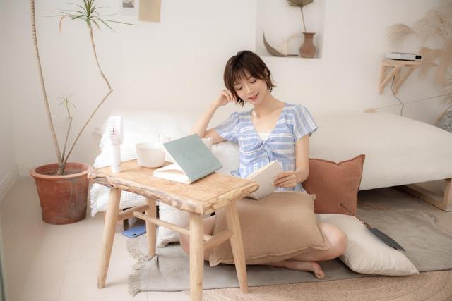 文科类就业前景最好的专业有哪些,文科就业前景好的专业大专学校