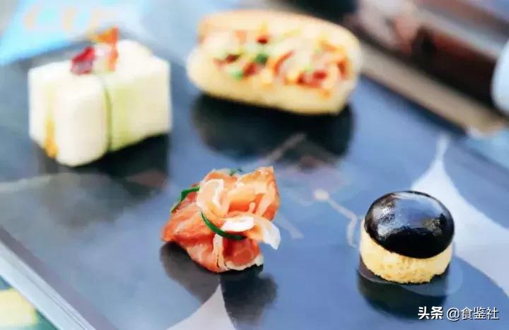 走走带你去看沿途的风景,深藏于魔都高端酒店里的下午茶