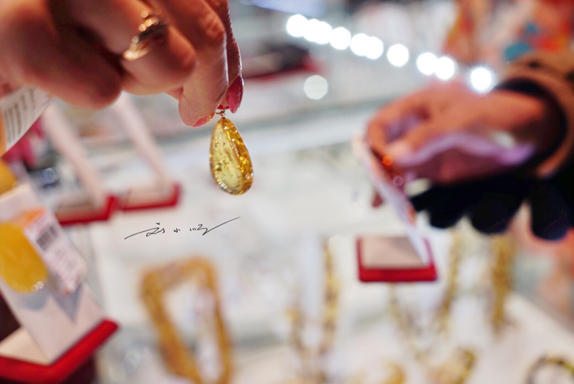 俄罗斯旅游购蜜蜡琥珀,去俄罗斯旅游买蜜蜡