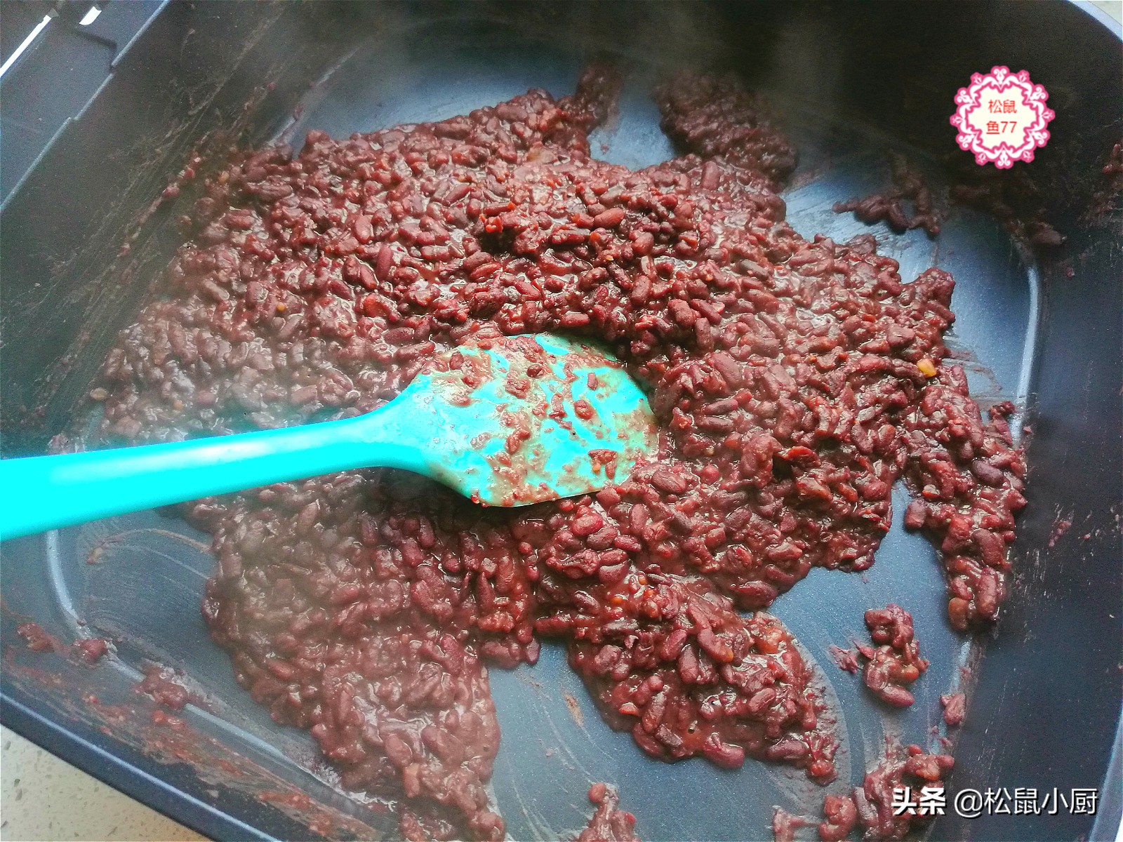 红豆馅怎么做好吃又简单,3分钟自制炒红豆馅