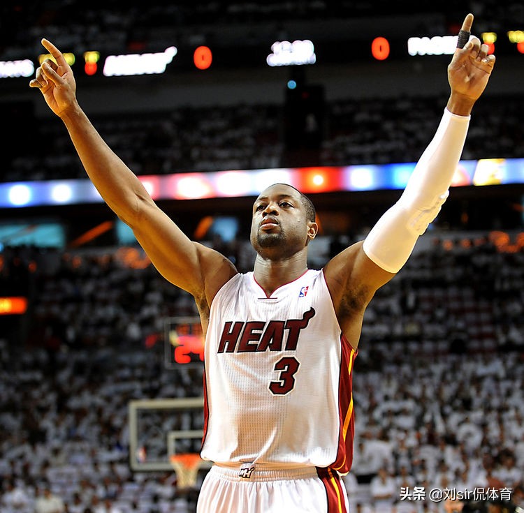 莱昂纳德历史地位有没有韦德,莱昂纳德和韦德哪个地位高