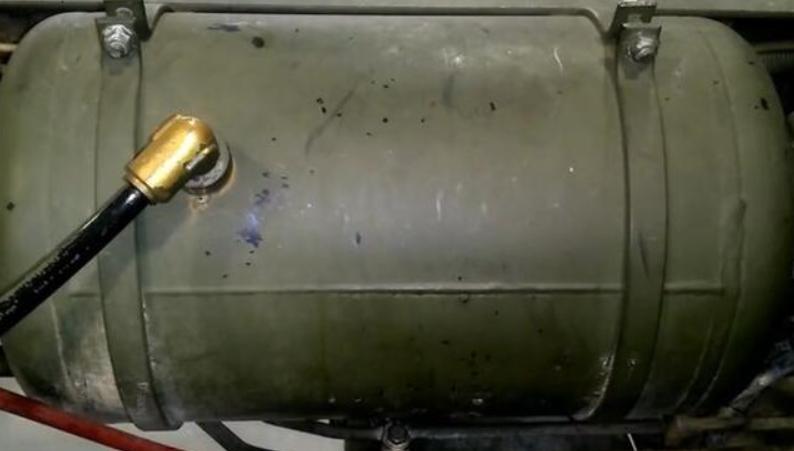 大货车的刹车都是气刹吗,大货车都是用什么刹车的