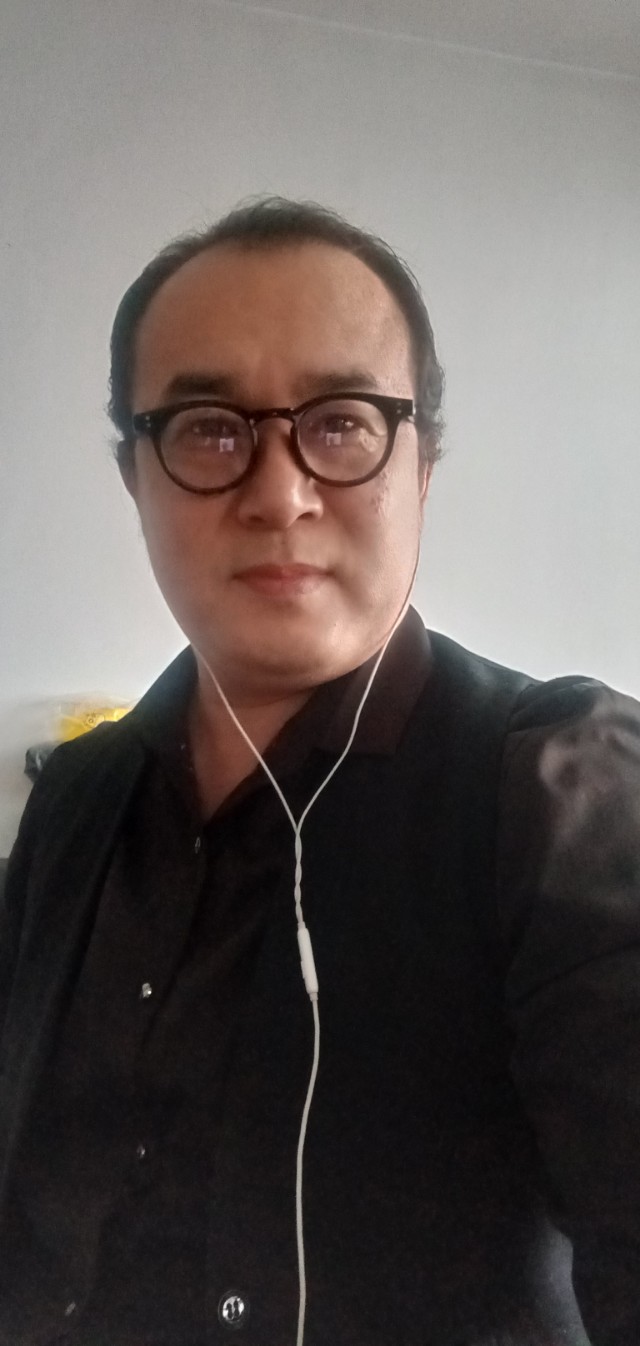 我的夜宵三个煎鸡蛋，人无外财不富马无夜草不肥。