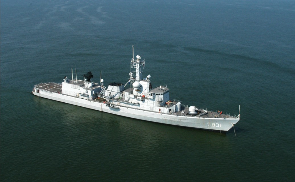 “海上马车夫”的硬核防空舰，荷兰海军卡尔.杜尔曼级护卫舰