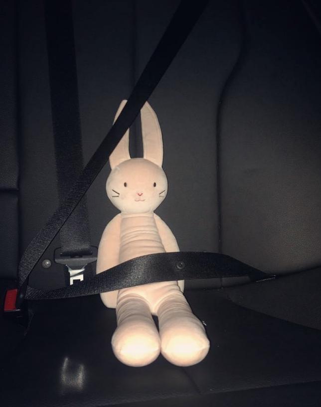 SM小卖部上新，搞这些花里胡哨的东西，为什么不让EXO给你挣钱？