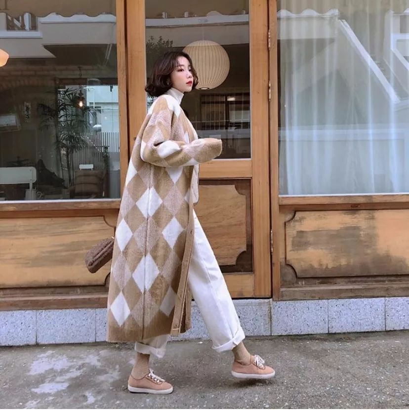 奶奶衫直筒裤搭配图,奶奶衫最洋气的搭配