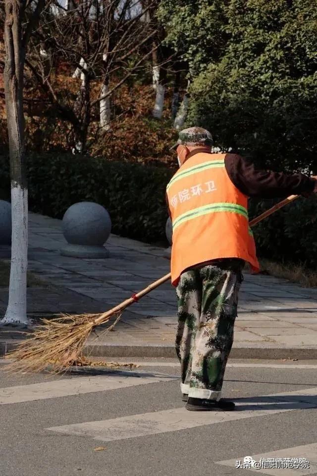 日落大道浪漫出逃歌词,在日落大道浪漫出逃下一句