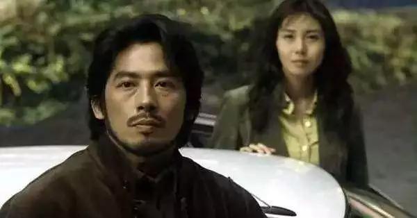 日本电影午夜凶铃解说,日本电影午夜凶铃故事情节介绍