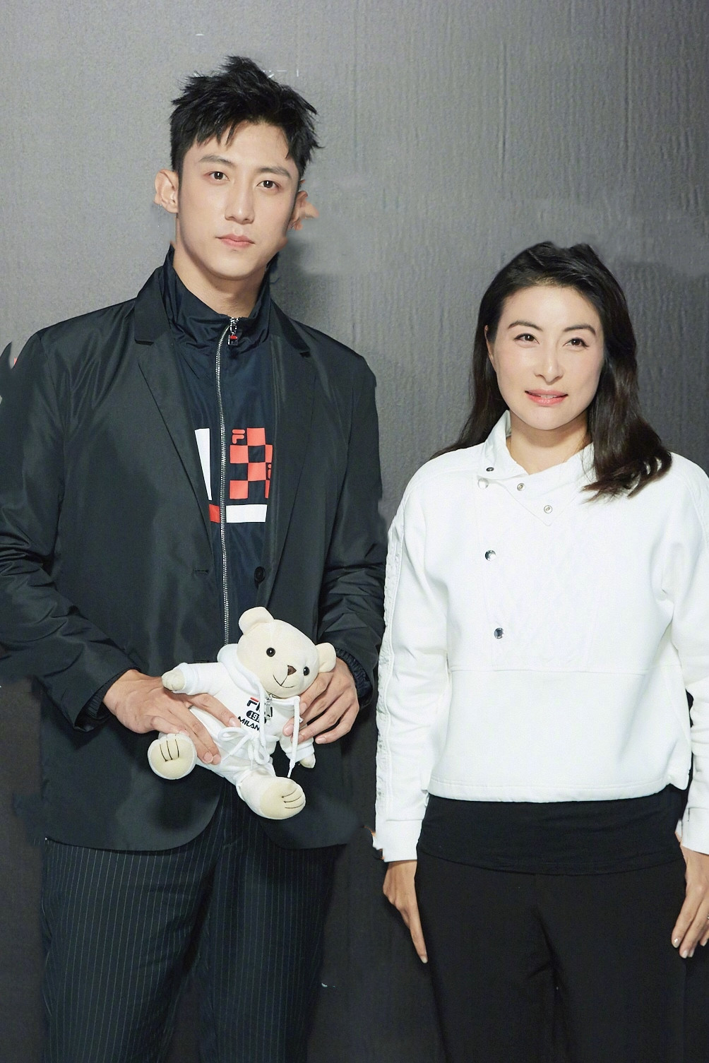 “豪门媳妇”郭晶晶：霍启刚视她如宝，婆婆朱玲玲赠30万名表宠她