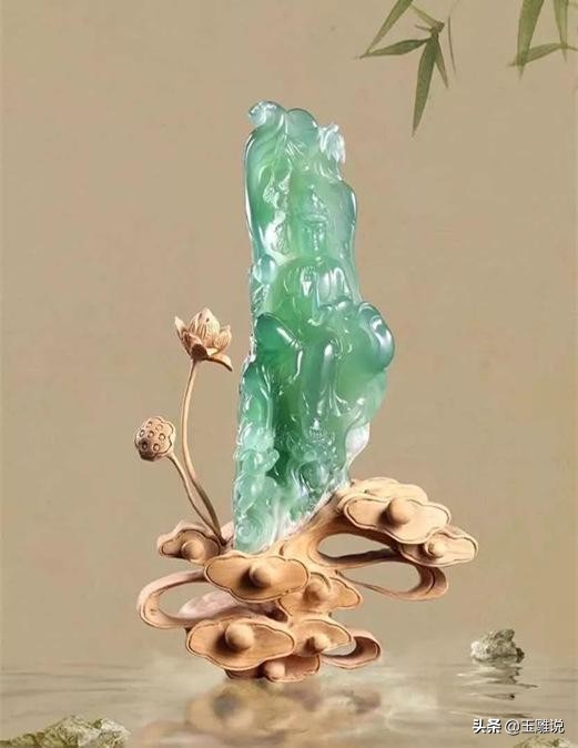 有裂的翡翠不可怕，只要设计题材好，雕工处理好，照样出精品