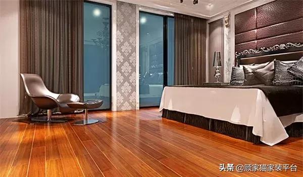 实木地板有异味如何处理？2招教你找回天然地板