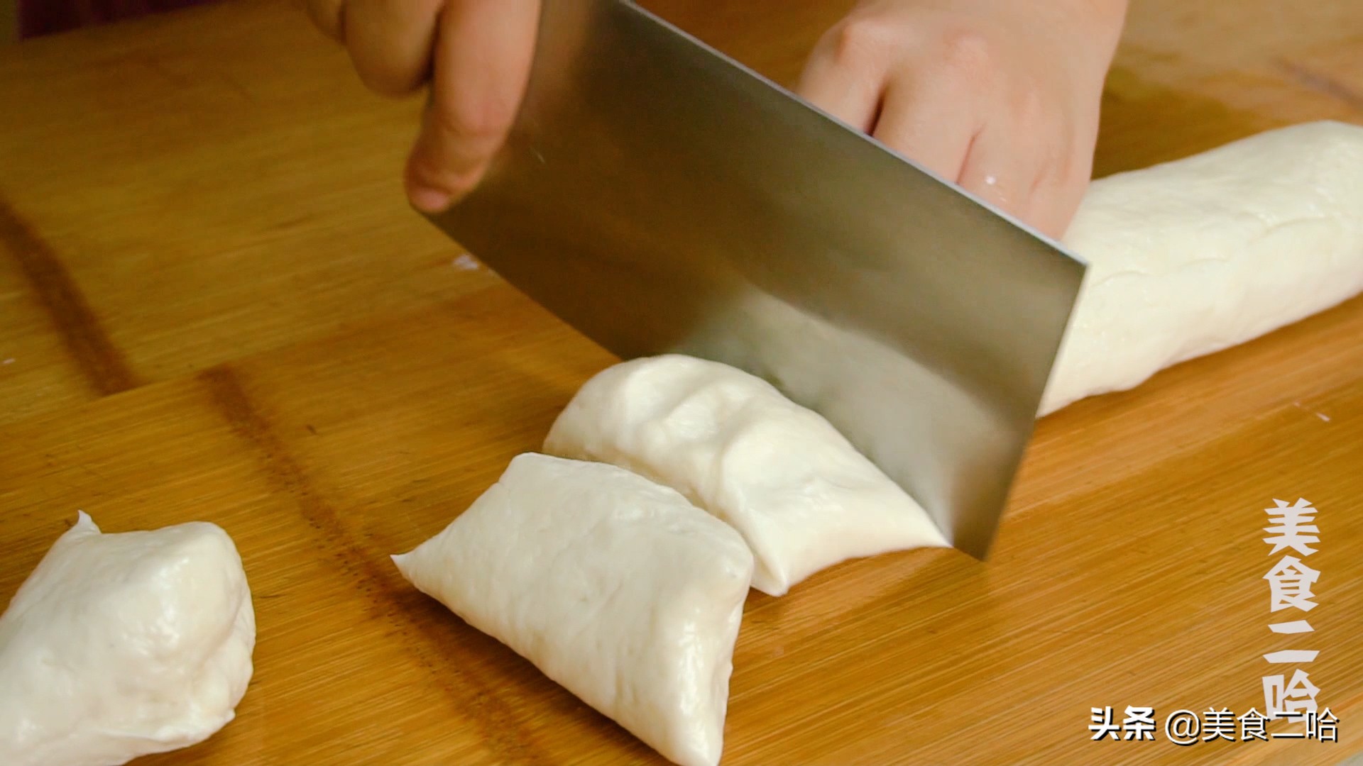 烙饼需要软还是硬,烙饼软香酥脆多层好吃技巧