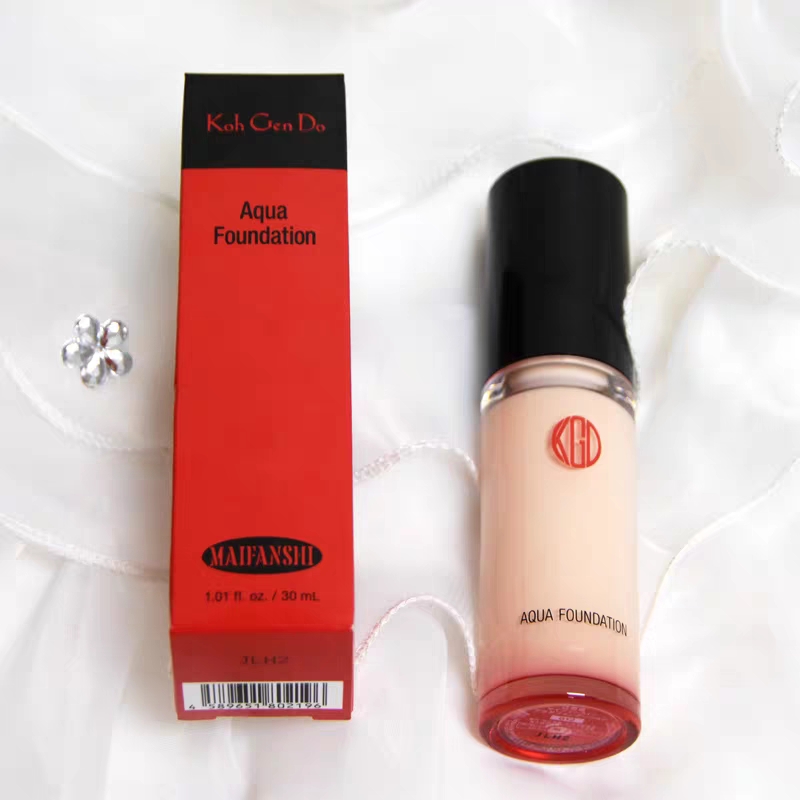 针对不同肤质如何选择粉底液,养肤型粉底液测评