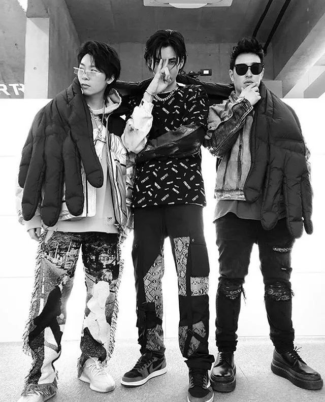 杨颖穿过的羽绒服品牌,杨颖穿的羽绒服