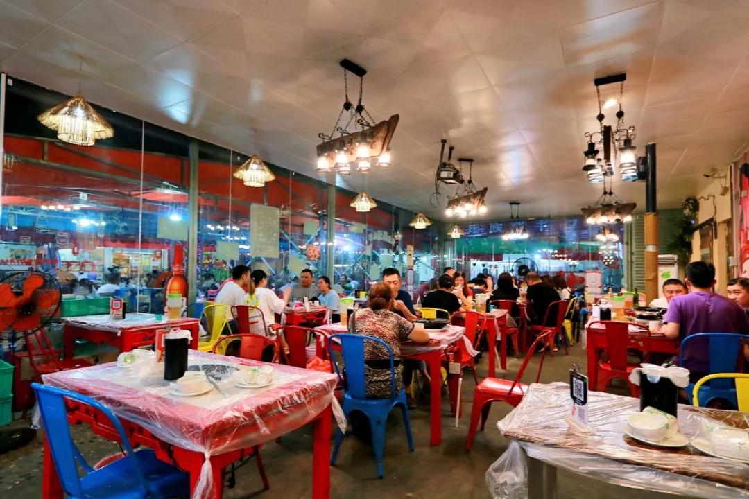 重庆纸上烤鱼烤串套餐,秘制烤鱼香锅大虾