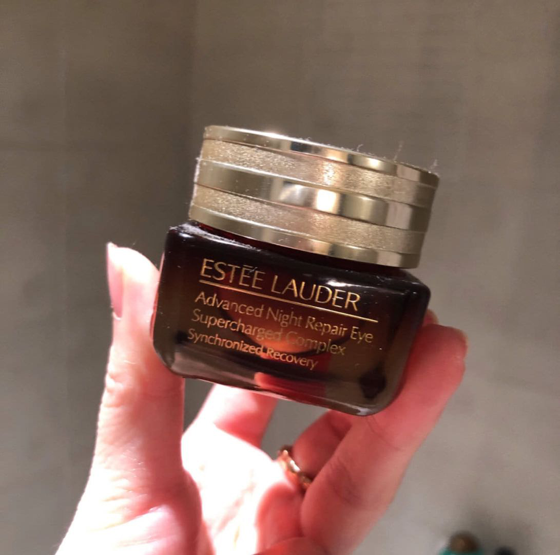 眼霜如何挑选先来看看这篇干货,眼霜排名十大公认好用的眼霜测评