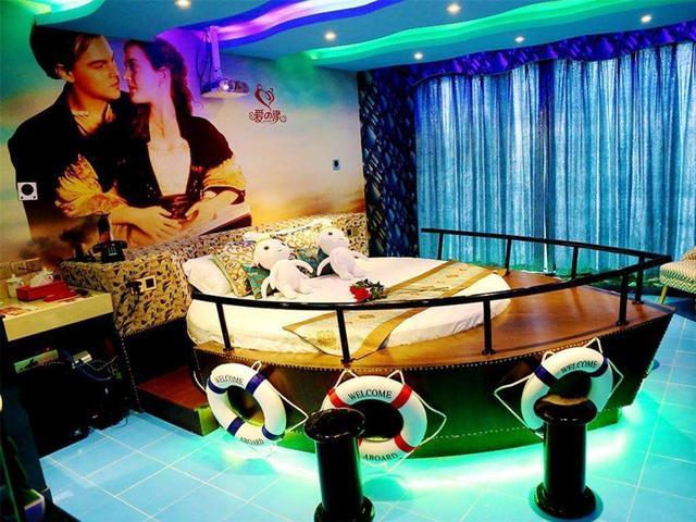 为什么情侣主题的酒店床都是圆的,情侣主题酒店大揭秘
