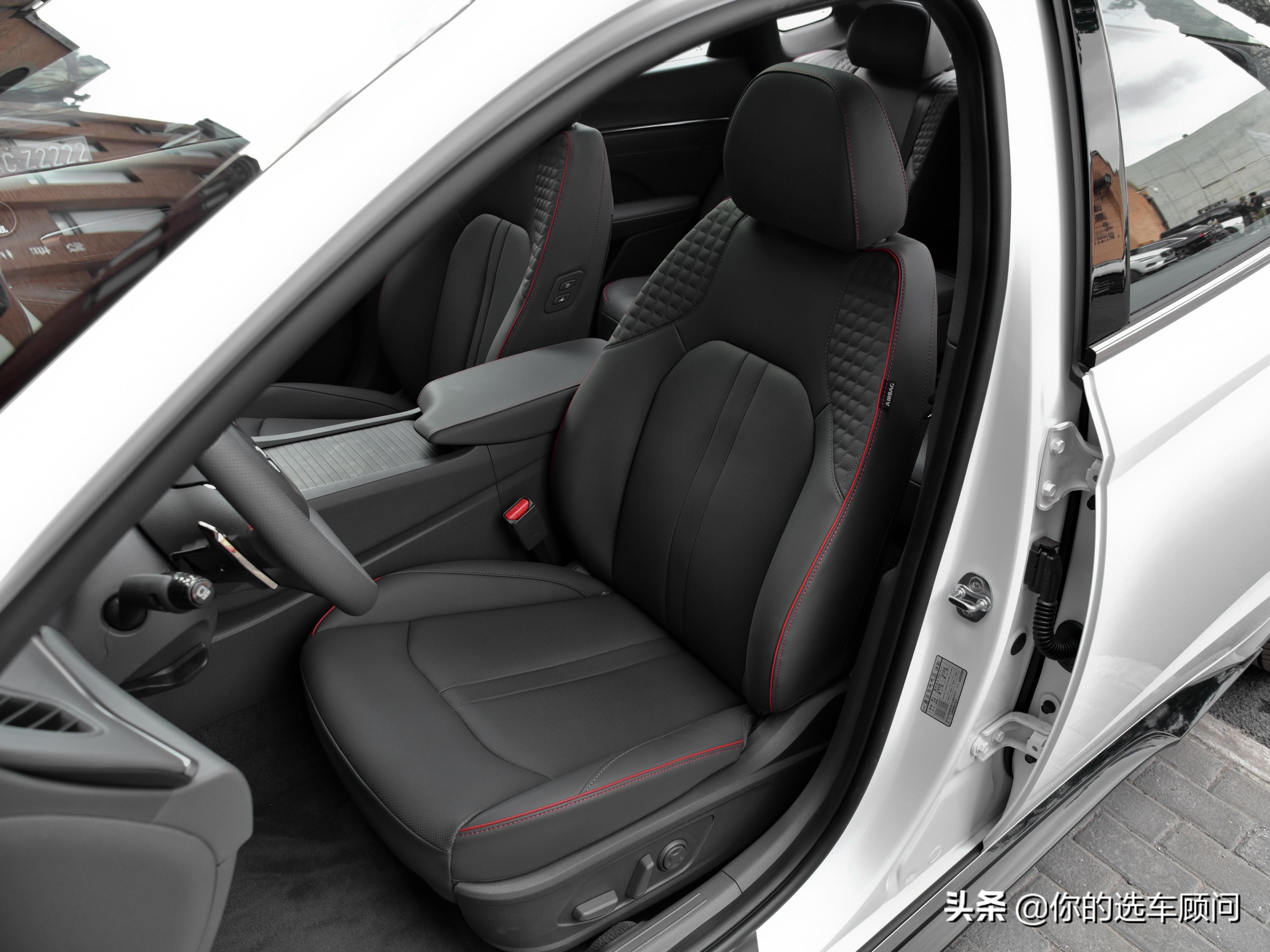 大马力汽车油耗高吗,堪称最廉价中级车现代索纳塔