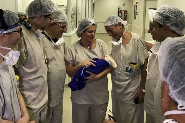 巴西女子生下五胞胎,巴西女子移植子宫生孩子