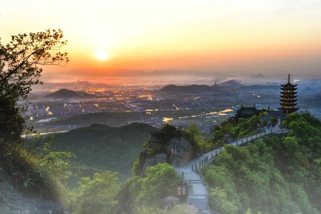 关于长安地名诗句,古代长安城古风诗句有哪些