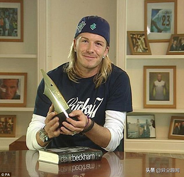 天下足球贝克汉姆精彩瞬间,足球先生贝克汉姆