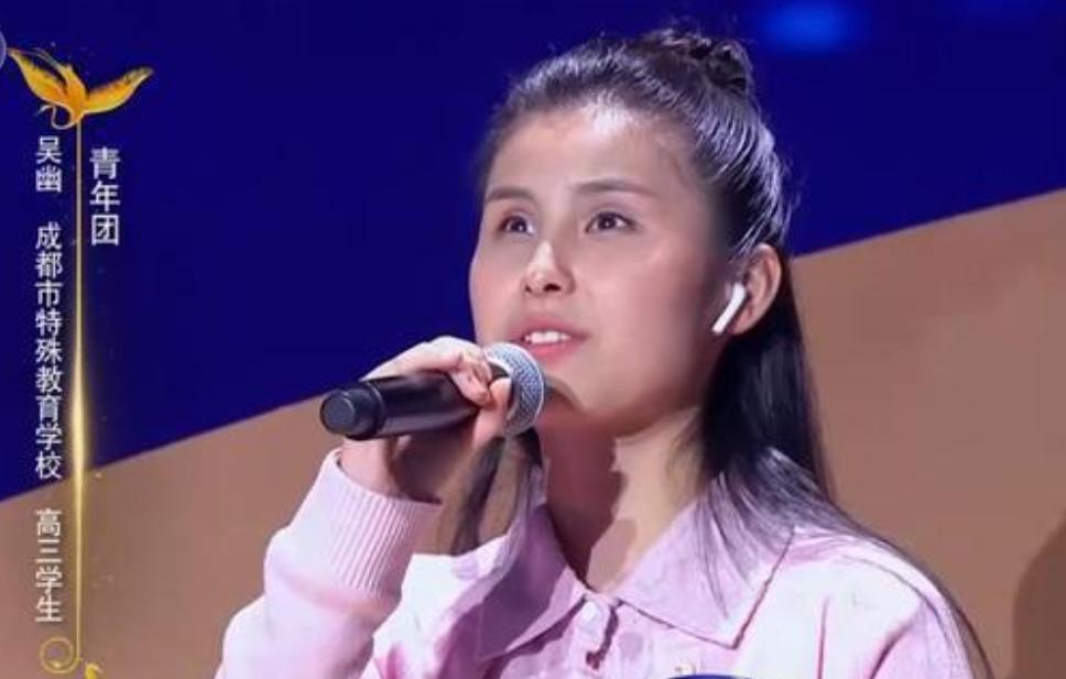 龙洋主持的诗词大会经典片段,龙洋主持诗词大会四次用语失误