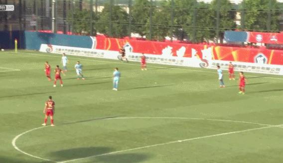 这绝对不是假球！只是实力不行而已，淄博后卫打进离奇乌龙球