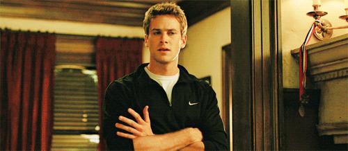 骨盆往右边歪斜骨盆怎么调整,走路骨盆左右歪斜怎么矫正