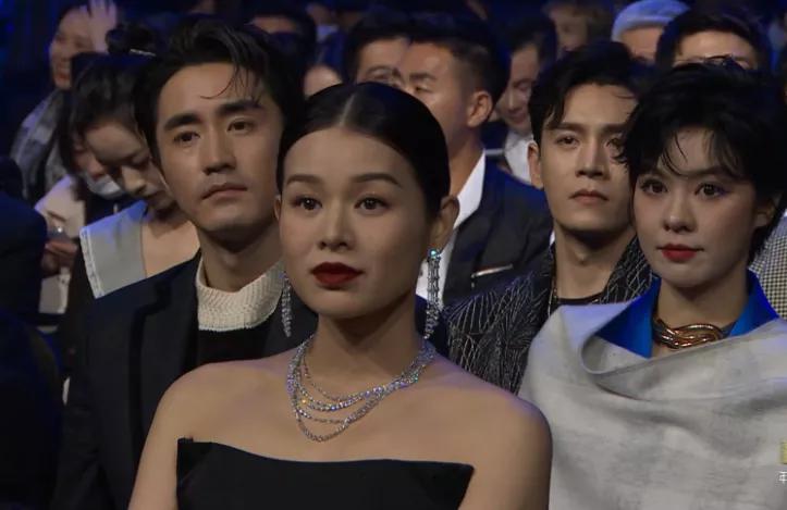 张雨绮装杨幂视频,张雨绮杨幂脸部高清特写