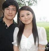 王岳伦对李湘做什么了 (王岳伦为什么对李湘那么好)