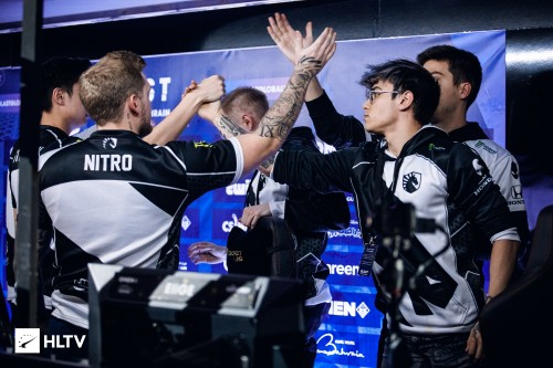 csgo人物头型,csgo发型总监twistzz多大了