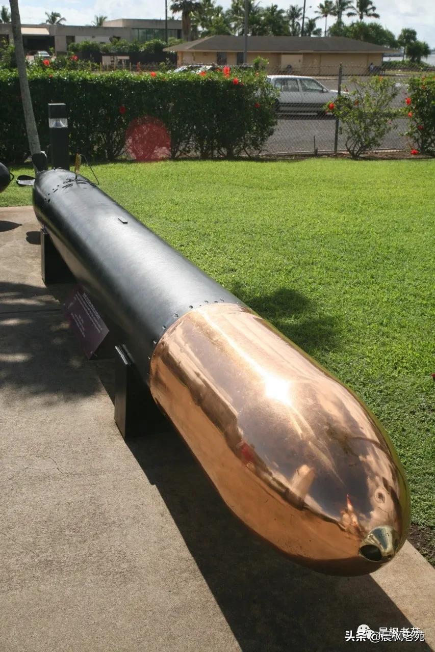 中国水上火箭发射视频,中国水下发射导弹