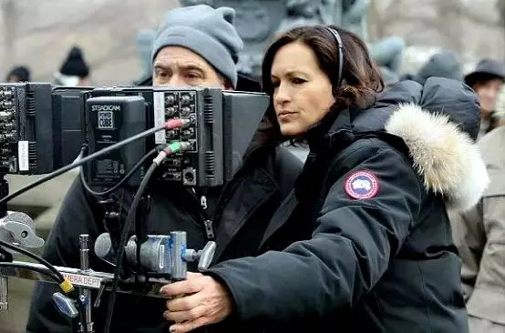 国外的衣服国内卖到一千八,在国外卖工作服