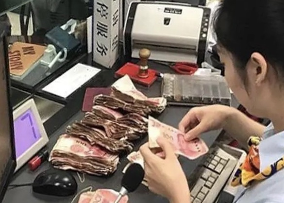 10万元10年后会贬值多少,10年后10000元贬值多少钱