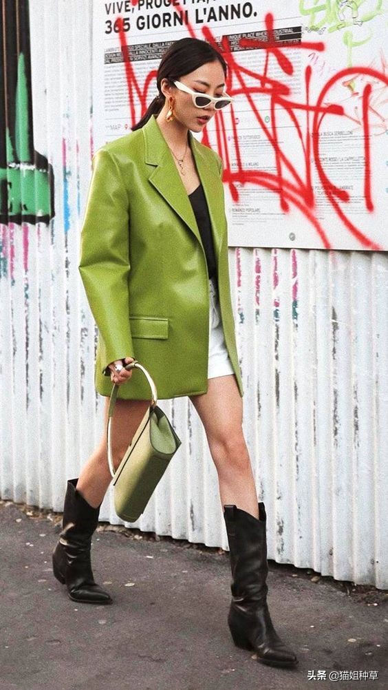 什么皮质的皮衣穿着好看,皮衣如何穿搭秋冬