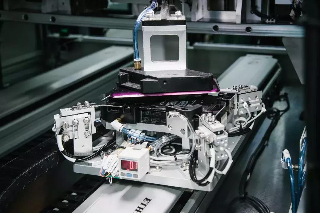 oppo小布和小爱哪个更强大,oppo实力有多强大