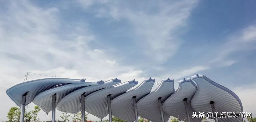 这位设计师给中国长脸了！他设计了一堆“垃圾”，却让……