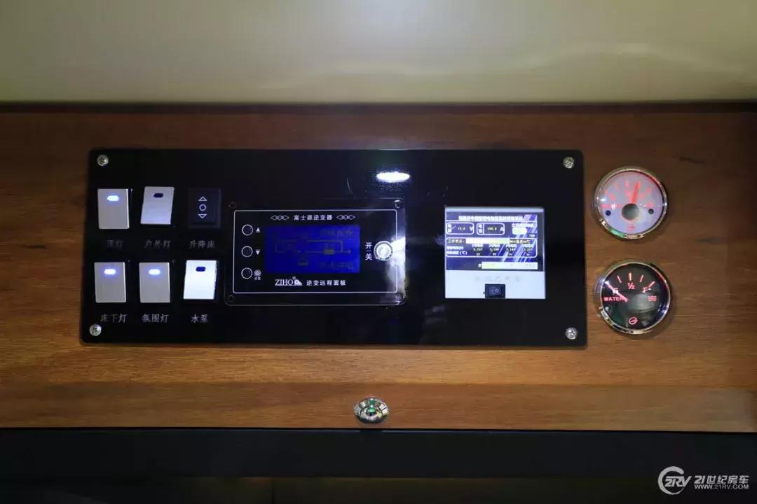 可住4人b型房车,最合理的b型房车布局4座